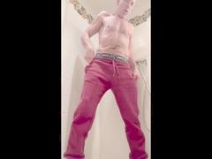 bonne pisse et bon foutre scene