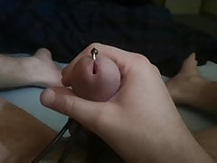 Estim and jerking off with a cum fountain