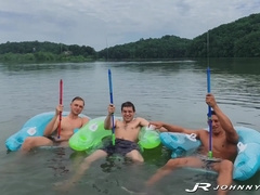 Johnny Rapid Gets Cock Worshipped Before Barebacking Parker Hayes