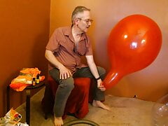 Balloonbanger 69) Two Globos 18 Balloons: Pop Jerk and Cum!