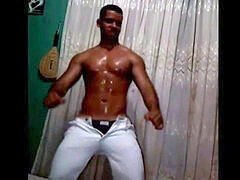 STRIPPER stunning LATINO