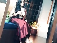 Desi Girl Dangles Slipper