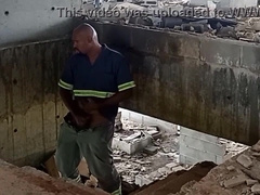 Masturbating off in construction
