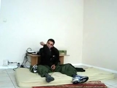 Arab boyfrend stroke in Nike Airmax Tn Rekin