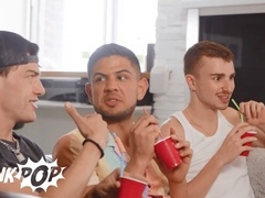 Blowjob, homosexual, sans a condom