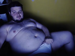 Old muscly bear jizzes