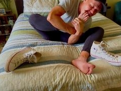 Man with mushroom head cocks masturbates while having feet on face action