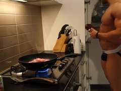 bodybuilding on cam (Dance strip and ass on private)