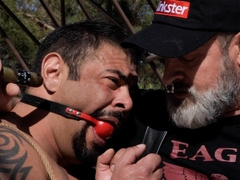 Erotic maledom in sunny scenes for a curvy male slave with high endurance