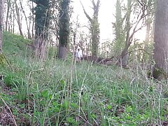 OUTDOORS WHITE SHIRT WALK