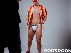 Cub Derek irresistibly smooched Devin in an softcore photoshoot