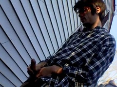 Watch Twinks Splash Their Piss