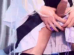 伪娘的跳蛋高潮，和口交示范