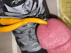 Cumming with my foley cath in