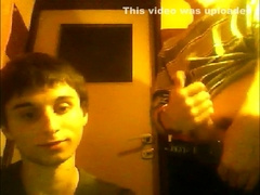 Amateur twinks fuck in toilet