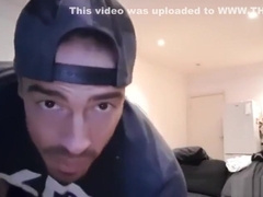 Handsome Bodybuilder posing and flexing!