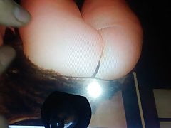 Cum tributing a very slutty ass