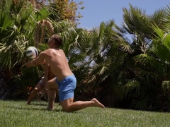 Johnny Donovan - Muscle Dale With Clean Blowjob Cum