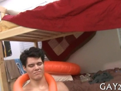 Folks Experiment With Homos