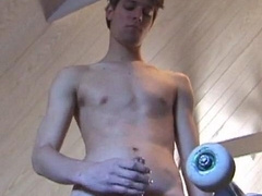 Skater Boy Jayden Jerks Off