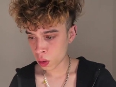 i edited my porno vid lol (dude faps in his couch apartment) kawaii !