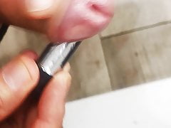 Paja con vibrador en la tienda