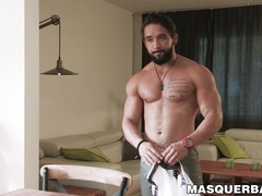 Zack Lemec muscle worshipped by Pascal before fucking a fleshlight