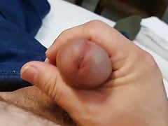 Amatuer close-up cumshot
