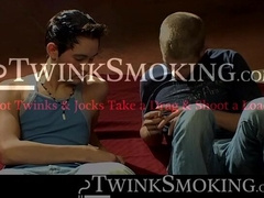 Hardcore smokers Jayden Taylor and Kayden Daniels swap blowjobs in a smoky room