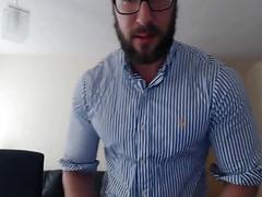 British hunk teases his washboard abs