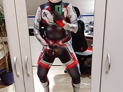 Hero wanks with Bandit Helmet