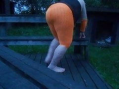 ANOTHER THICK ASS LEGG STRIPTEASE OUTDOORS DURING WORKOUT
