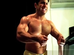 HotGymnast in Yellow Trunks