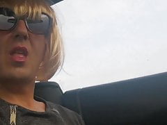 Sborrata in auto