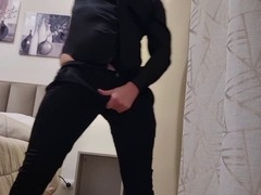 Newcomer's classy creampie - (Italian) moaning and intense strokes leading to powerful climax - hot and well-hung