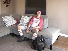 Muscled and sex Jay jerks off with a flash light