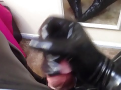 L8xdreamer handjob in latex.mov