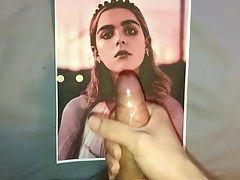 Kiernan Shipka cum tribute