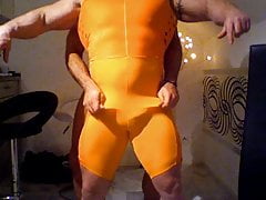 Worshiping big rippied bodybuilder rubing hes cock