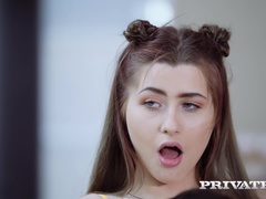 Pijpbeurt, Sperma shot, Eerste keer, Hd, Natuurlijk, Kut duiken, Geschoren, Tiener