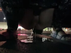 Fetisch, Ehemann, Lecken, Im freien, Pissen, Öffentlich, Jungendliche (18+), Nass