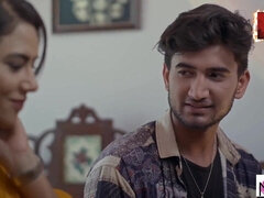 Young Indian boy gets a hot creampie from a hot teacher in uniform