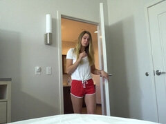 Blasen, Braunhaarige, Aufs gesicht abspritzen, Gruppe, Handjob, Pov, Schwestern, Ehefrau