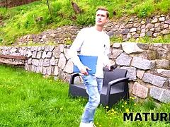 アメリカ人, エロ熟女, 熟年, 淫乱熟女, 魅力的, ストッキング, タトゥー, オッパイの