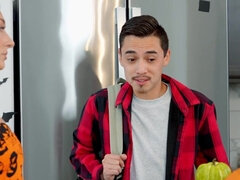 Большой член, Минет, Семяизвержение, Семья, Женщины, Ласковые ручки, Мастурбация, Мамочка