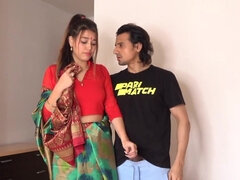 18 jaar, Bruinharig, Indisch, Vrijster, Mager, Tiener, Tieten likken