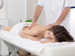 18 jaar, Anaal, Pop, Masseren, Mager, Tiener, Tieten likken