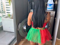 Stepdaughter is fucked while stuck in the washing machine