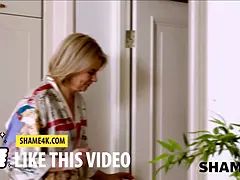 Blond, Pijpbeurt, Oudere vrouw, Omie, Hd, Rijpe lesbienne, Moeder die ik wil neuken