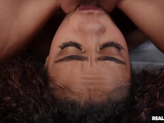 デカパイ, 黒人, 巨乳な, 黒人, レズビアン, なめる, オマンコ